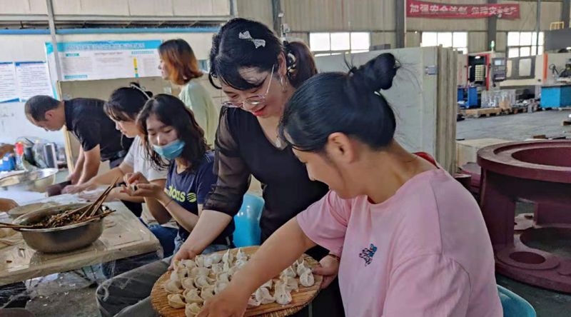 宇捷水餃，團隊的味道